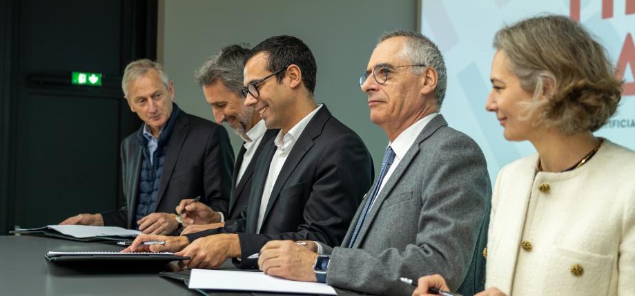 Schneider Electric renews its support for Hi! PARIS to accelerate AI research and train the next generation of talent